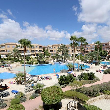 Limnaria Gardens Two Bedroom Apartment With Balcony Paphos Eksteriør bilde