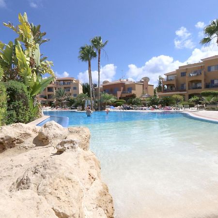 Limnaria Gardens Two Bedroom Apartment With Balcony Paphos Eksteriør bilde